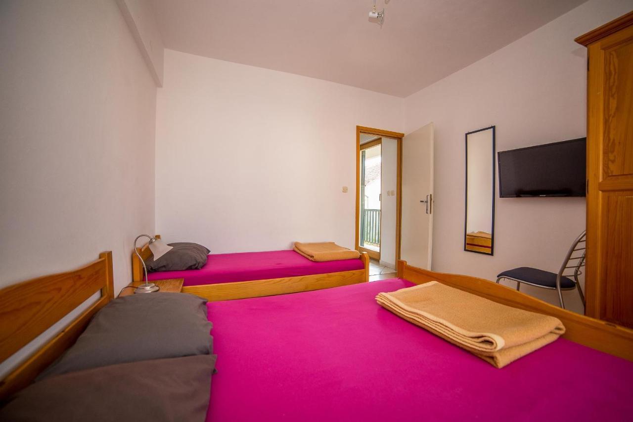 Apartments Grulovic 스리마 외부 사진