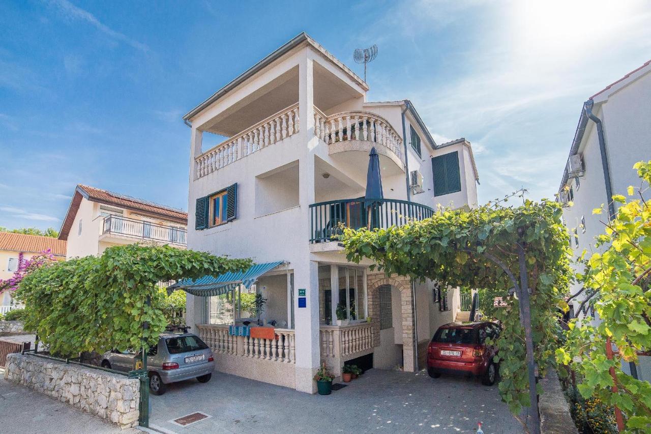 Apartments Grulovic 스리마 외부 사진