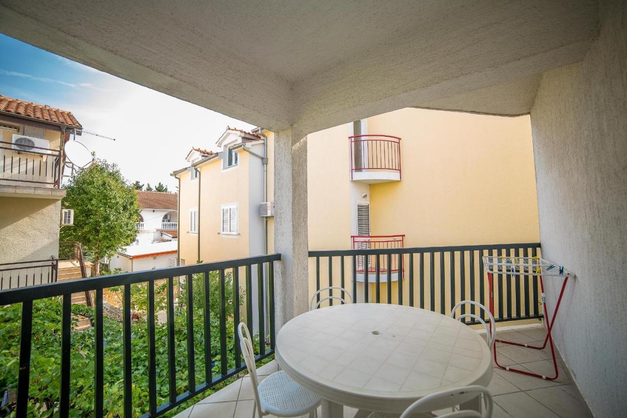 Apartments Grulovic 스리마 외부 사진