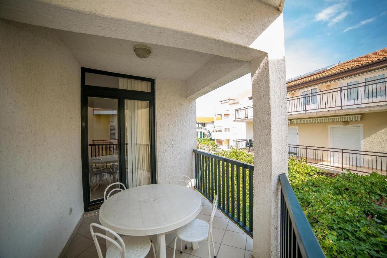 Apartments Grulovic 스리마 외부 사진