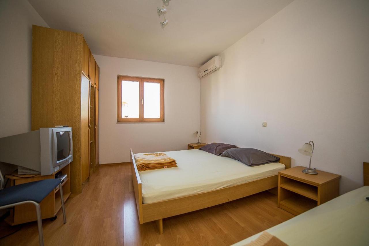 Apartments Grulovic 스리마 외부 사진